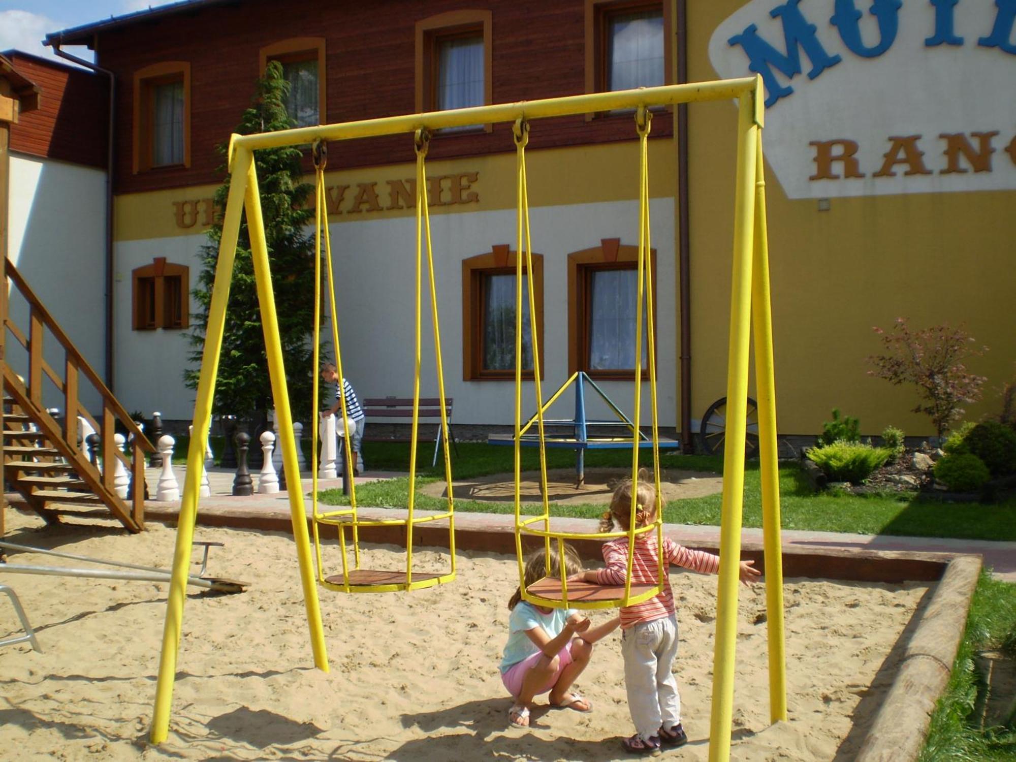 Motel Ranc Ruzomberok Exterior foto